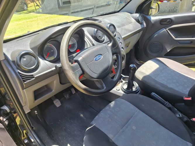 Imagem de Ford Fiesta 1.0 8V Flex/class 1.0 8V Flex 5P 2013
