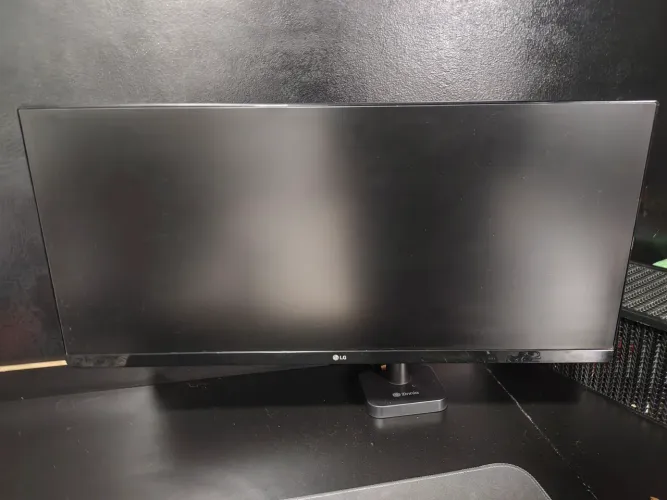Monitor LG UltraWide 25" Full HD | Impecável | Opção com Braço Articulado