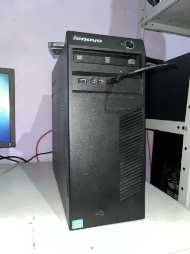 PC Desktop Lenovo Xeon (Equiv. i5) | 8GB RAM | SSD 240GB | Pronto p/ Escritório e Estudos