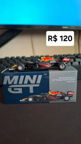 Mini GT Red Bull Racing