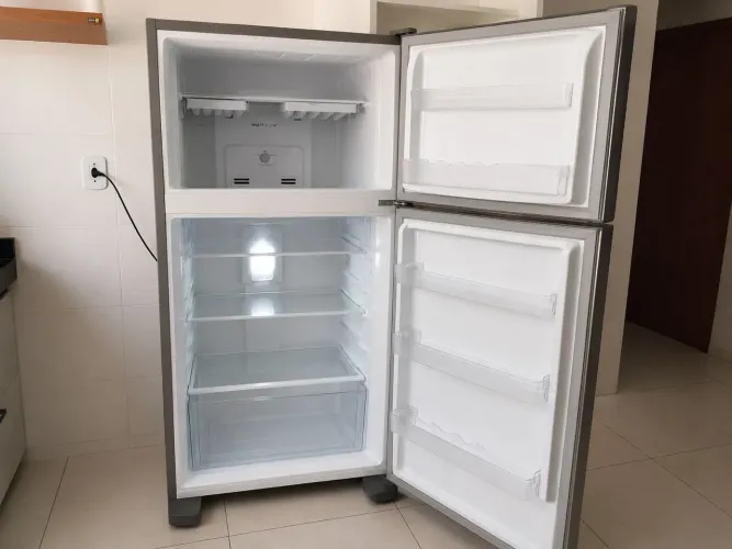 Geladeira Eletrolux Frost Free