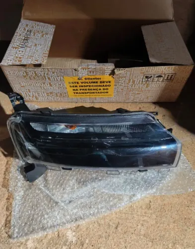 ? FAROL LED RENAULT KWID ?