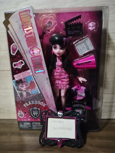 Monster High Draculaura Fearbook 
