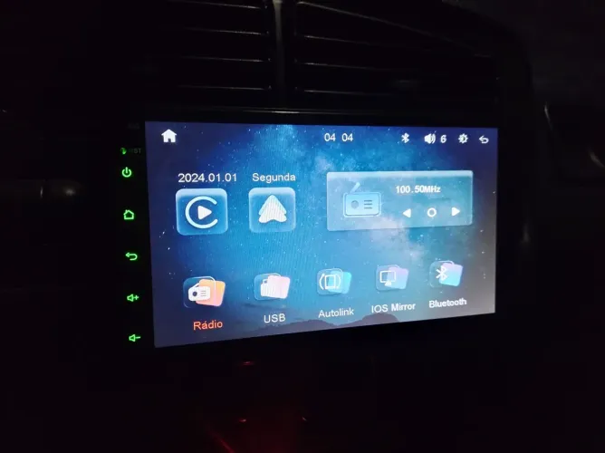Multimídia 1 din para carro semi novo 