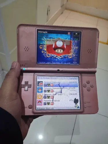Nintendo DSi XL R4 com 130 Jogos