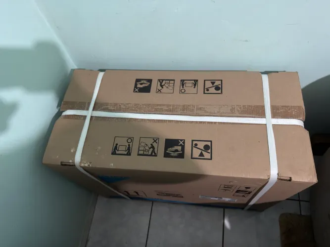 Ar Condicionado Daikin Inverter 9.000 BTUs Novo na Caixa (PARCELO NO CARTÃO)