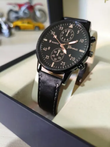 RELÓGIO "GENEVE/CLASSIC QUARTZ"OKM/R$ 155,00 REAIS/NOTA VENDA/PROCEDÊNCIA LÍCITA/BELÍSSIMO