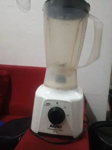 Liquidificador Arno apenas 60$ funcionando