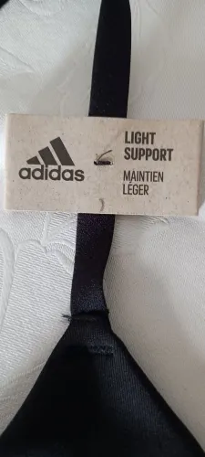 Top Adidas NOVO - tamanho "P"