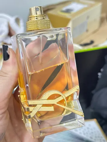 Libre Yves Saint Laurent