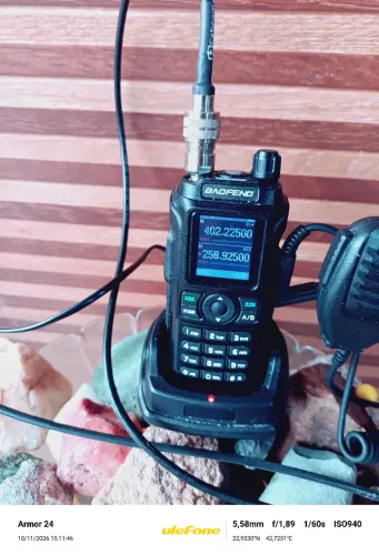 ESTAÇÃO DE RÁDIO AMADOR ANTENA EXTERNA, INTERNA E AUTOMOTIVA, HT UHF E VHF COM PTT NOVO