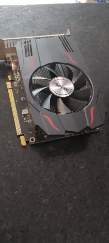 Placa de Vídeo AMD AFOX DDR5 4G
