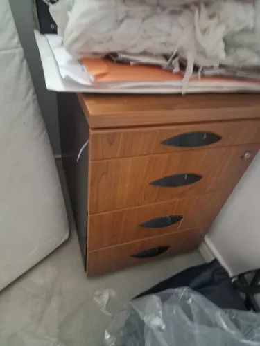 Mesa de cabeceira criado mudo gaveteiro