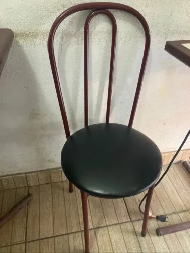 Cadeira estofada