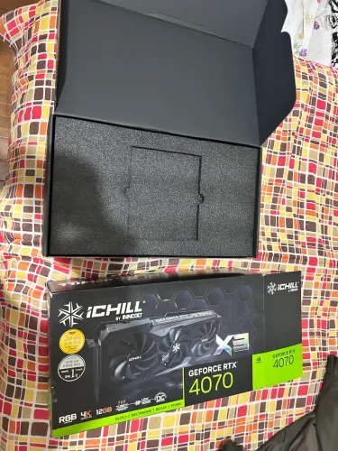 Placa de video RTX 4070 12GB