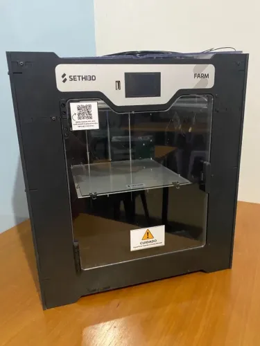 Impressora Senthi3D Farm com Simply 3D