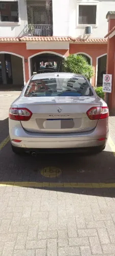 Renault Fluence Sed. Dynamique 2.0 16V Flex Aut. 2013