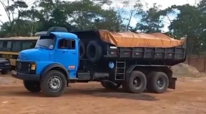 Caminhão com contrato