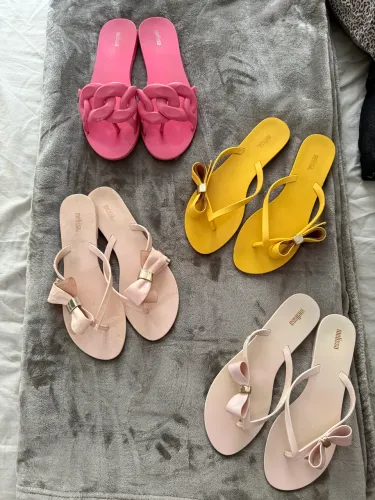 Sandália Melissa 39 4 por 200,00