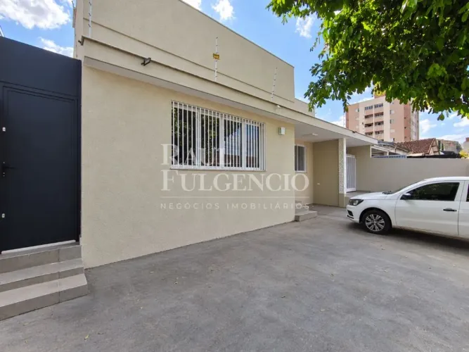 Casa Comercial para Alugar próximo a Av. Maringá