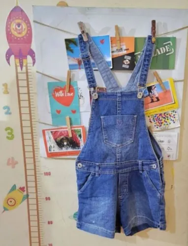Lote roupas infantis menina tam 10 jardineira, vestido, blusas e saia