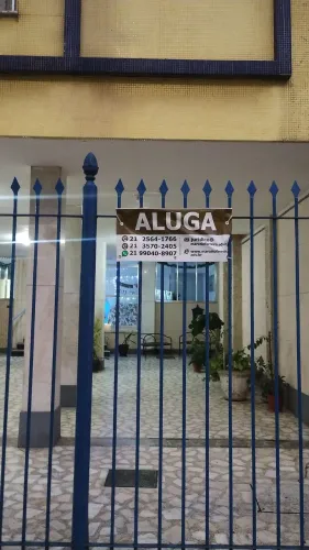 Ótima oportunidade de apartamento grande, em Olaria a 50m do Polo Gastronômico Das 5 Bocas