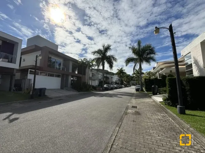 Terrenos Residenciais - Jurerê, Florianópolis