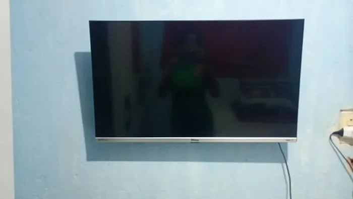 Vendo tv de 32 polegadas por 750 reais