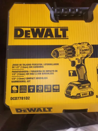 Furadeira e parafusadeira Dewalt 20V