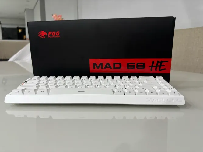 Teclado Magnético Gamer Madlions MAD68he