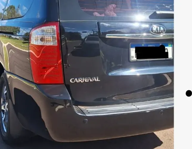 Emblema "Carnival" da Tampa do Porta Malas - Kia Carnival 2006-2015
