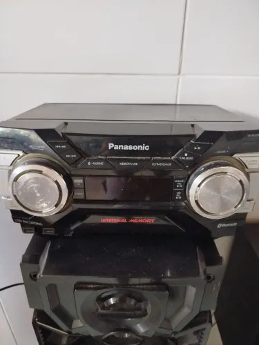 Som Panasonic AKX700 potente