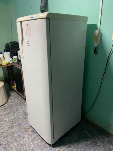 Vendo geladeira usada