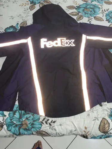 Jaqueta Fedex nova