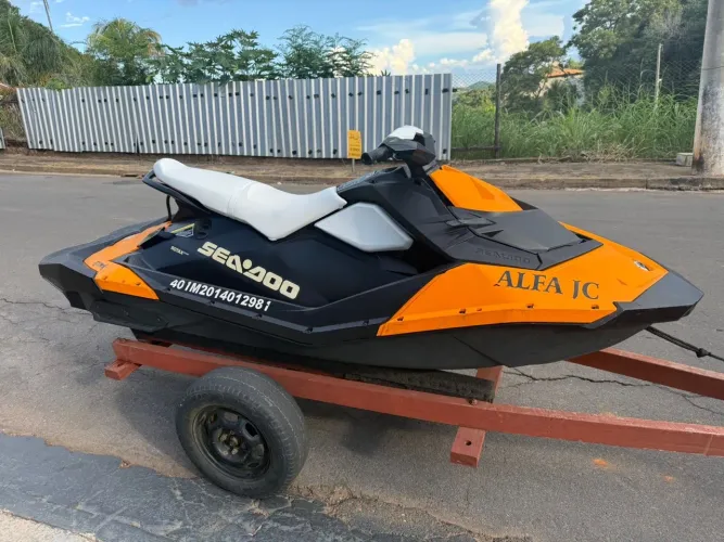 Jet Ski Sea Doo 900 Spark 3UP 