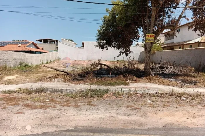 Terreno de 540m² a Apenas Uma Quadra da Praia (Avenida Oscar Niemeyer) Excelente Oportunid