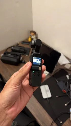 DJI OSMO Pocket 1 - sem detalhes e com bateria nova