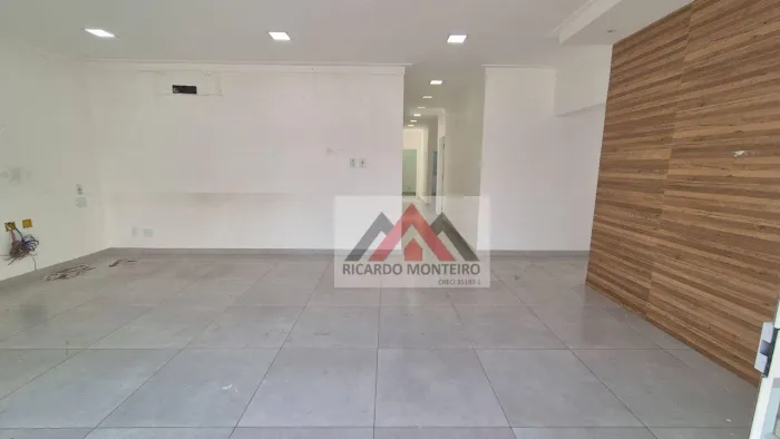 Ponto para alugar, 236 m² por R$ 8.150,00/mês - São Benedito - Pindamonhangaba/SP