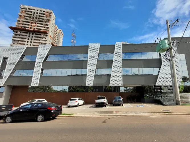 Sala comercial para locação no Jardim Karaíba