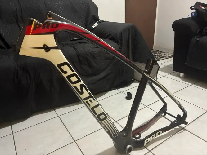 Quadro de carbono 27,5