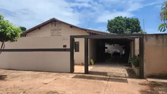 Vendo Casa em Aribiri