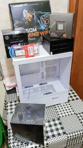 Computador Ryzen5 7600 + Rx 9060 xt