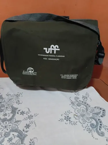 Bolsa UFF. 