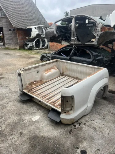 Caçamba Vw Amarok todas sem defeitos 