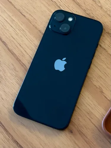 iPhone 13 128GB + cabo carregador