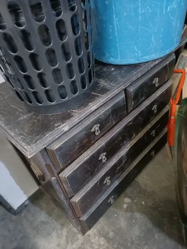 Armário pra restaurar 
