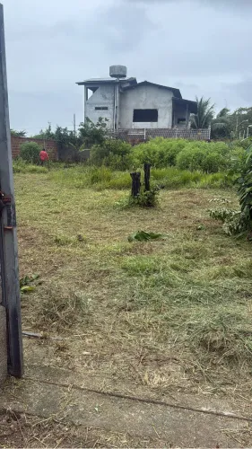 Terreno próximo à praia