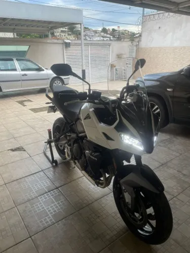Triumph Tiger Sport 660 (BRANCA) - 2025 - Belo Horizonte
