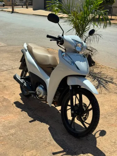 Biz 125,