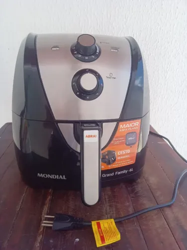 Air Fryer funcionando perfeitamente, super nova